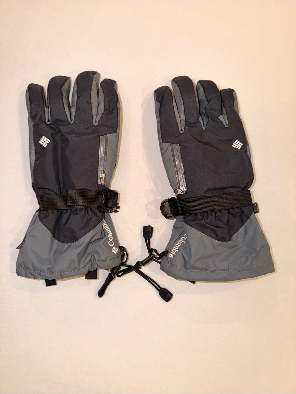 Columbia Women's Ski Snow Gloves Black Grey Omni-Heat Zip Pocket M